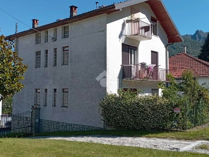 Appartamento bilocale in vendita in Via Murasse, Centro, Mezzenile