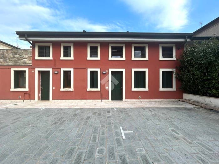 Appartamento bilocale in vendita in Centro, Isola della Scala