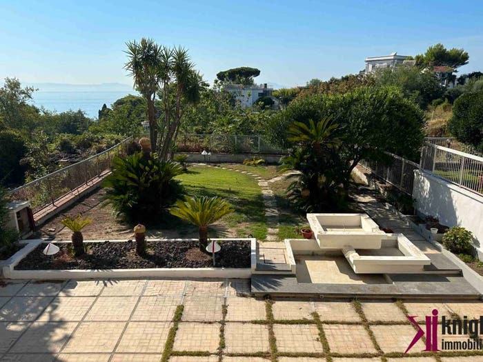 Casa con 6 locali in vendita in Discesa Gaiola, Marechiaro, Napoli