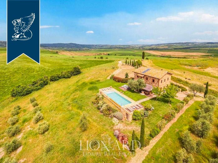 Casa con 6 locali in vendita in Castiglione d'Orcia