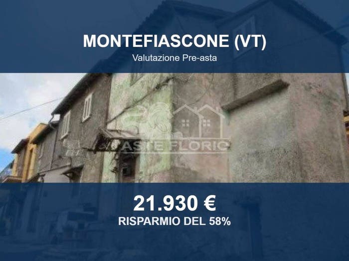 Appartamento quadrilocale in vendita in Via delle Mosse, Centro, Montefiascone