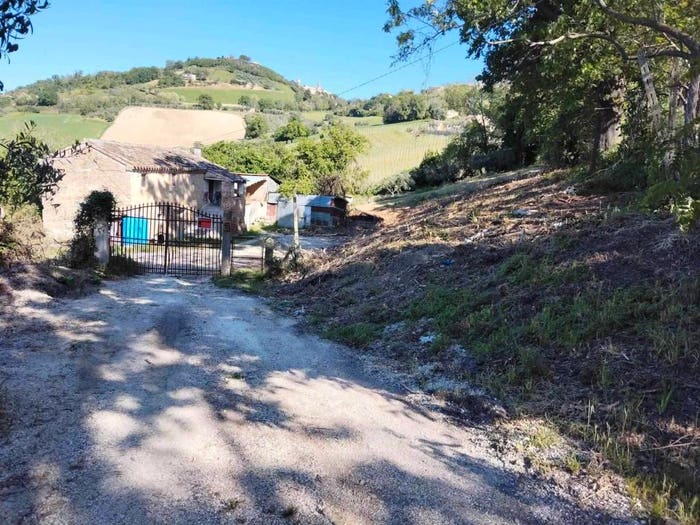Casa trilocale in vendita in Montelupone