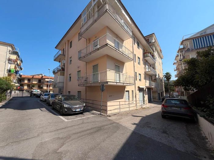 Appartamento bilocale in vendita in Via Arturo Toscanini, Centro, Agropoli