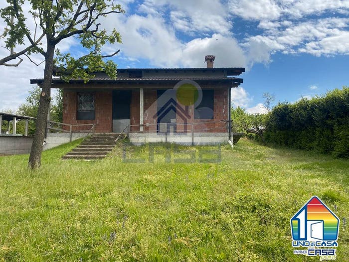 Casa quadrilocale in vendita in VIA CASALETTO, Chieve