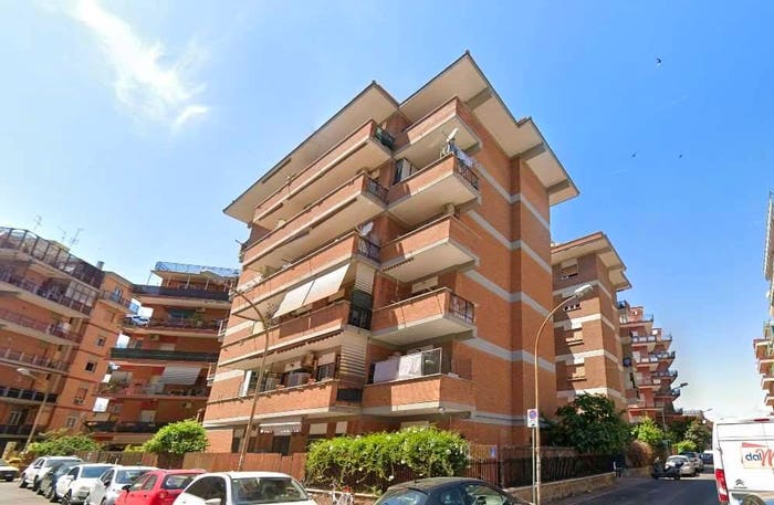 Appartamento trilocale in vendita in Via nino bixio, Zona Domitilla, Ladispoli