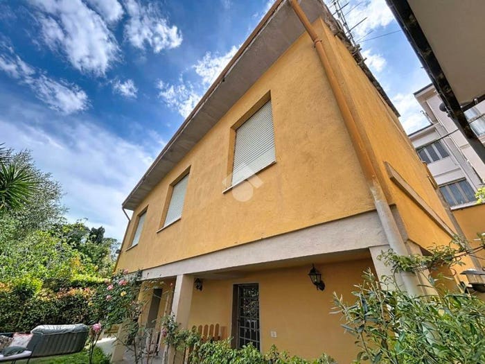 Appartamento trilocale in vendita in Via Nazario Sauro, Porta a Lucca, Pisa