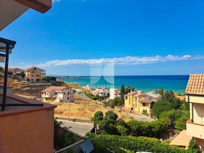 Casa con 6 locali in vendita in via sibaris, Lungomare Capocolonna, Crotone