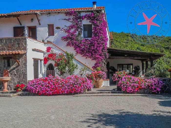 Casa con 6 locali in vendita in Loc buraccio, Portoferraio