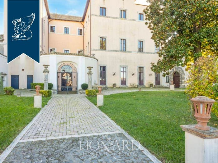 Casa con 6 locali in vendita in Centro, Civita Castellana