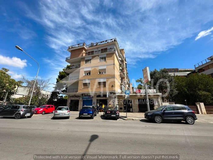 Appartamento trilocale in vendita in Viale Giuseppe Di Vittorio, Villa Comunale, Foggia