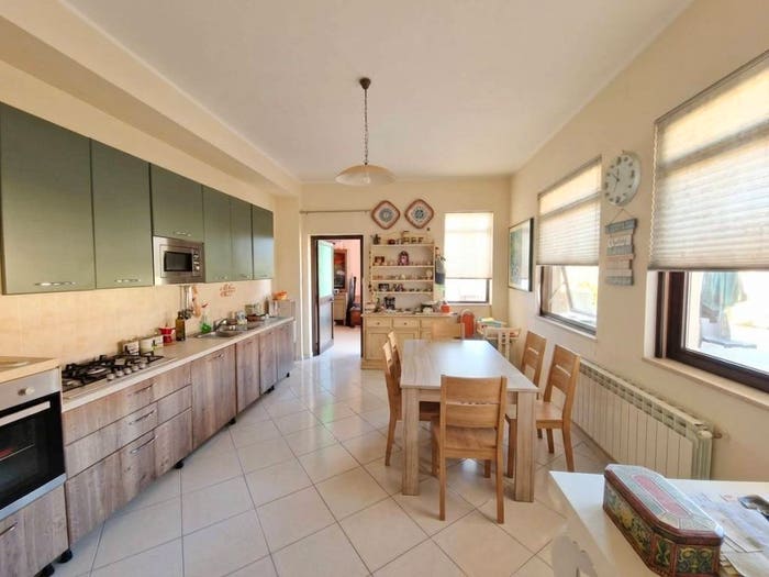 Appartamento quadrilocale in vendita in Rampa Occidentale, Centro, Isernia