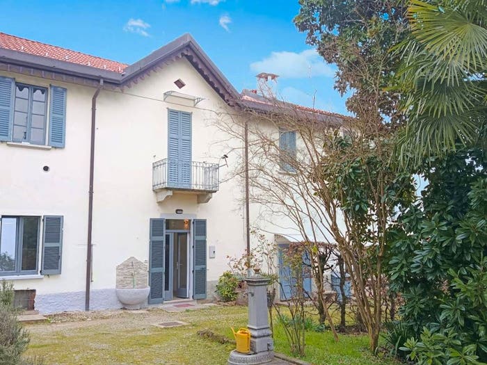 Appartamento trilocale in vendita in Via G Ratti, Lesmo