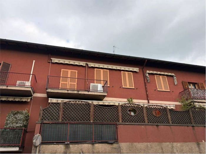 Appartamento quadrilocale in vendita in via Monte Grappa, Centro, Ceriano Laghetto