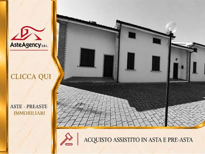 Casa con 6 locali in vendita in Contrada Imbrecciata, Centro, Montefano