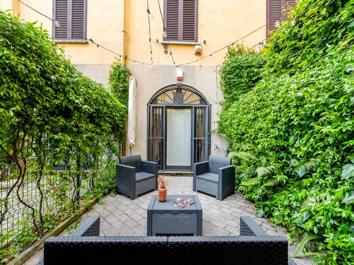 Appartamento bilocale in vendita in Via Galeazzo Alessi, Corso Genova, Milano