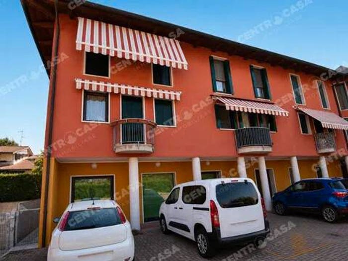 Casa quadrilocale in vendita in Via Salvo D'Acquisto, Villafontana, Bovolone