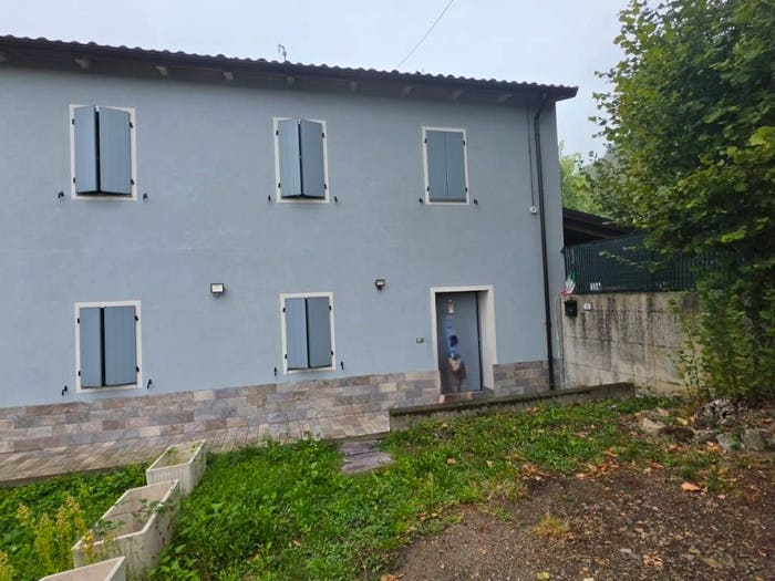 Casa con 6 locali in vendita in Via Benedello, Pavullo nel Frignano