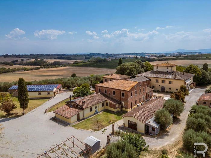 Casa con 6 locali in vendita in Sentiero Della Bonifica, Cortona