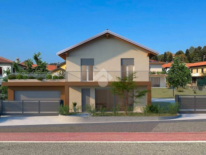 Casa quadrilocale in vendita in via Piave, Centro, Vergiate