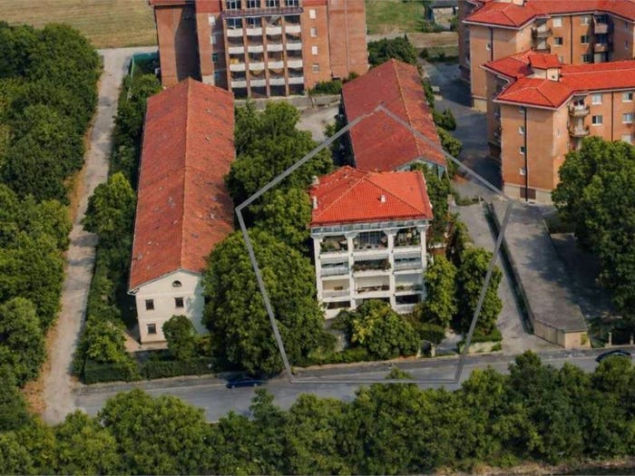 Appartamento quadrilocale in vendita in Via F ANGHILARI, Figino, Milano