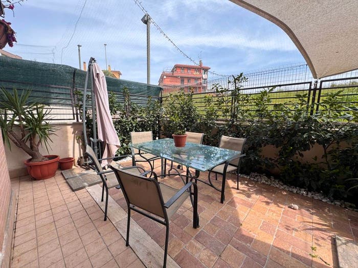 Appartamento trilocale in vendita in Via Romolo Vaselli, Borghesiana, Roma