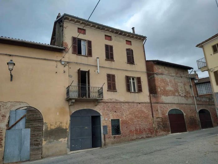 Casa quadrilocale in vendita in Via Roma, Lu, Lu e Cuccaro Monferrato