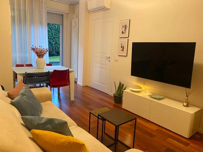 Appartamento bilocale in vendita in Via Terracina, Affori, Milano