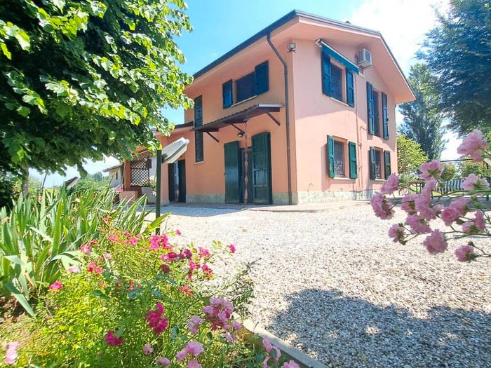 Casa con 5 locali in vendita in Via Lamborghini, Renazzo, Cento