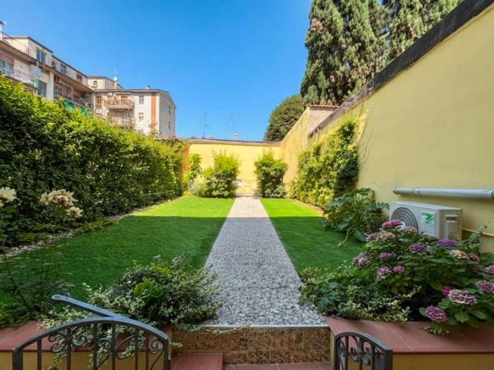 Appartamento bilocale in vendita in Piazza dei Nerli, San Frediano, Firenze