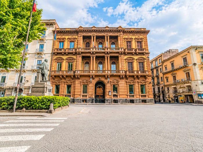 Appartamento con 6 locali in vendita in Via Etnea, XX Settembre Tribunale, Catania