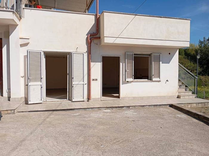 Casa con 5 locali in vendita in Via Archi, Centro, Minturno