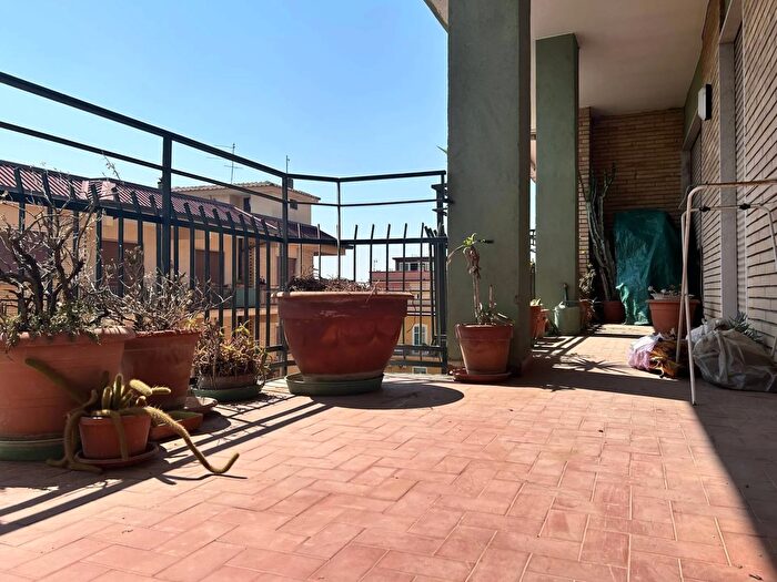 Appartamento con 5 locali in vendita in Via Ernesto Rossi, Caserta