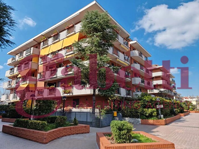 Appartamento quadrilocale in vendita in Via Paul Harris, San Nicola La Strada
