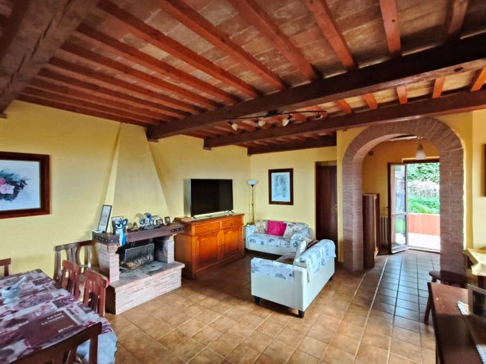Casa quadrilocale in vendita in Via Poggio Fiorito snc, Centro, Guardea