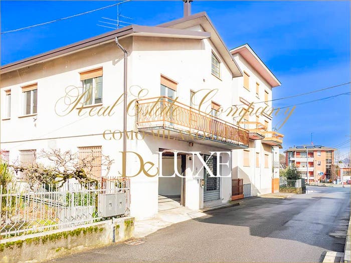 Casa con 6 locali in vendita in Galliano, Cantù