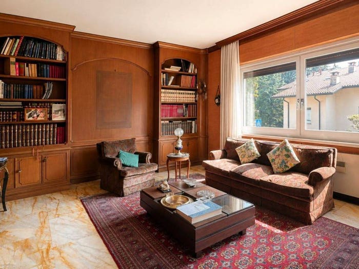 Casa con 6 locali in vendita in Via Massimo d'Azeglio, Centro, Erba