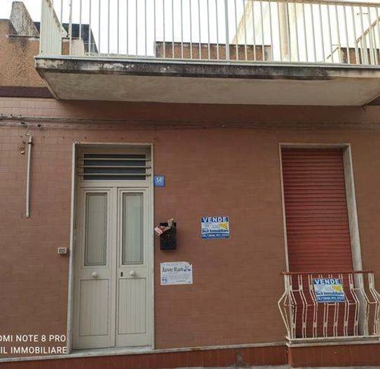 Casa quadrilocale in vendita in Via Bordonaro Mariano, Centro, Pachino