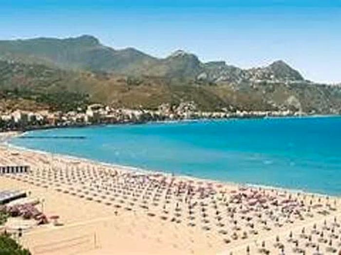 Appartamento trilocale in vendita in Centro, GiardiniNaxos