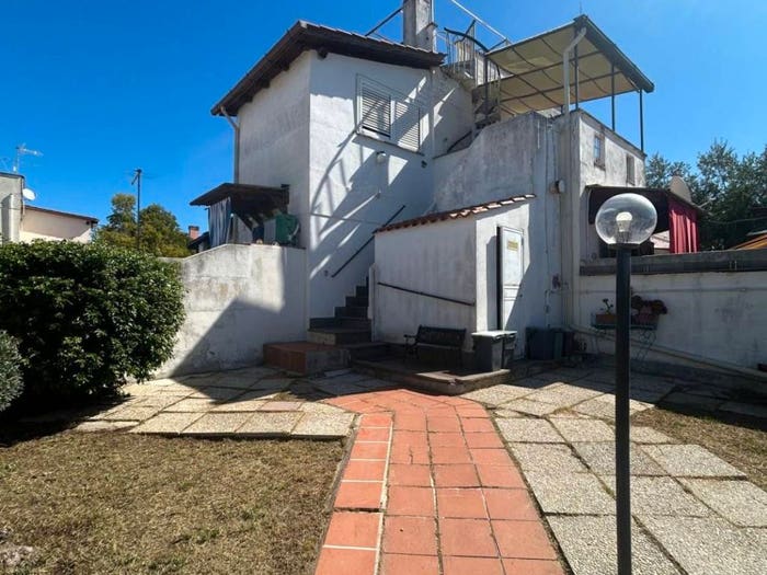 Casa trilocale in vendita in Via Teverone, Tor San Lorenzo Nuova California, Ardea