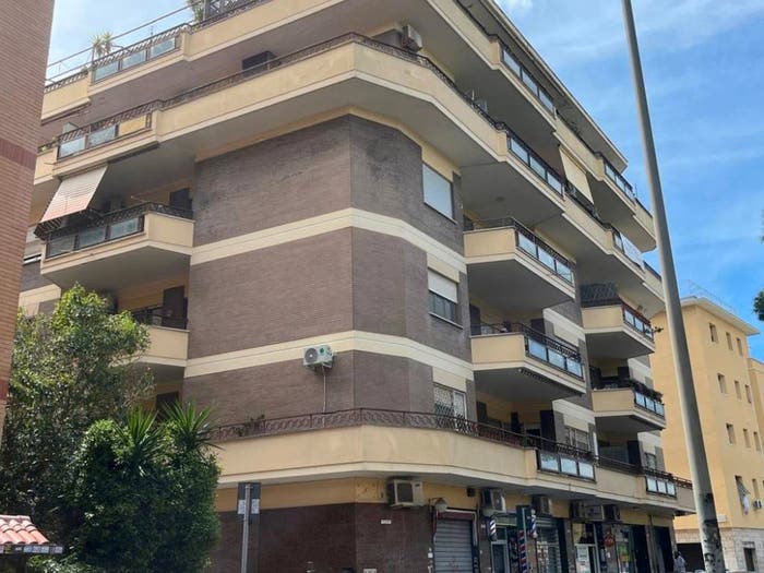 Appartamento quadrilocale in vendita in Via Stazione del Lido, Ostia Levante, Roma