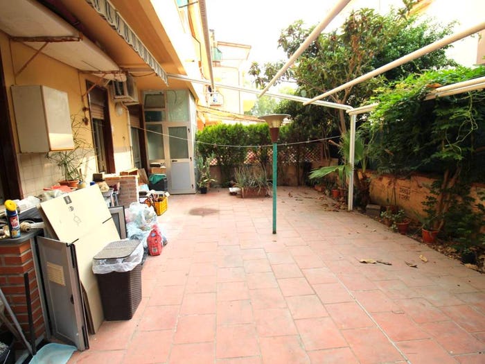 Appartamento trilocale in vendita in Via Stazione, Oliveri