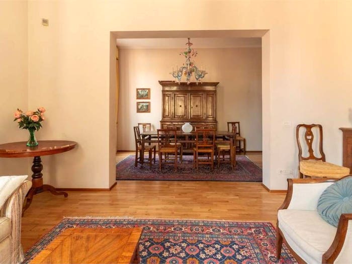 Appartamento con 6 locali in vendita in via dei servi, Centro Storico, Modena