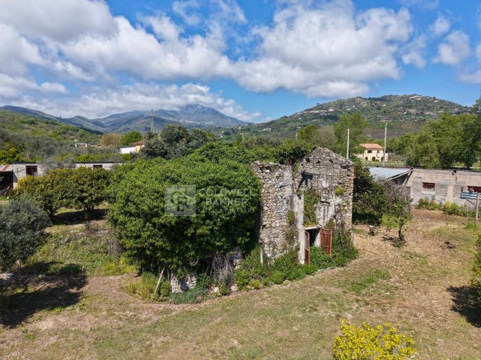 Casa con 6 locali in vendita in Località Ardisani, Casal Velino