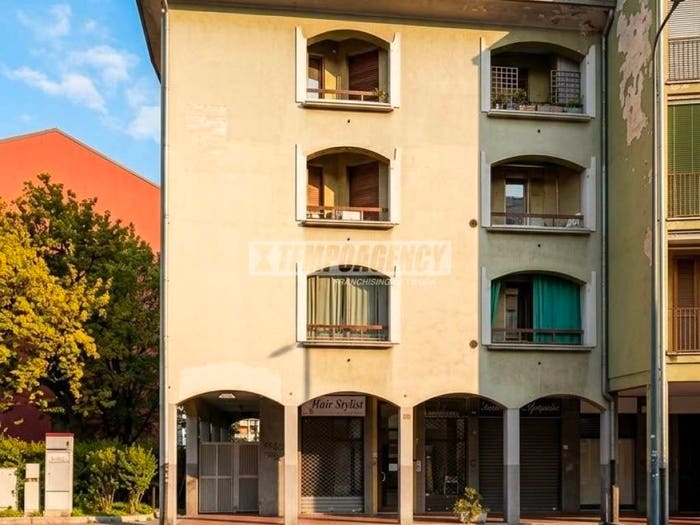 Appartamento monolocale in vendita in Via Val Trompia, Roserio, Milano