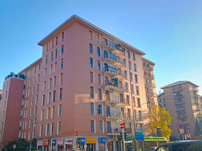 Appartamento bilocale in vendita in Via Lorenteggio, Giambellino, Milano