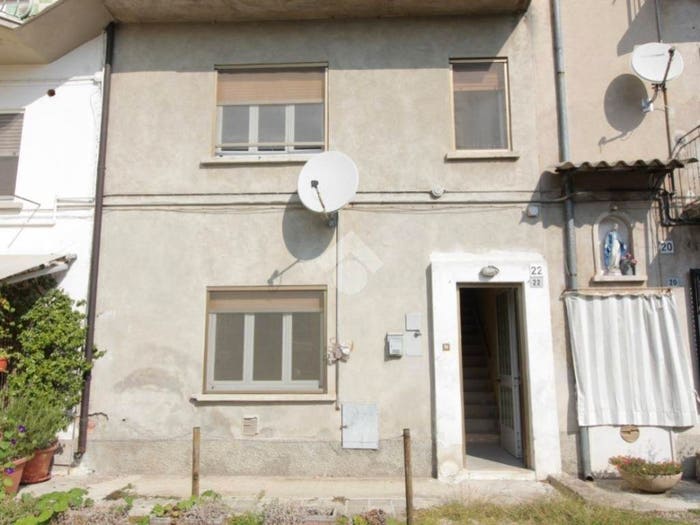 Casa trilocale in vendita in Via Popoli Uniti, Secugnago