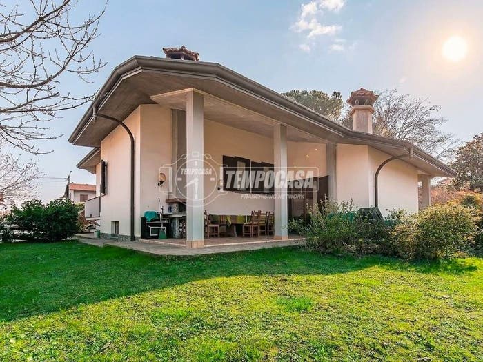 Casa quadrilocale in vendita in Viale Europa B, Gorla Maggiore