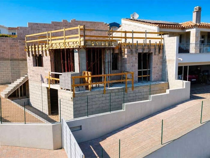 Appartamento trilocale in vendita in Via Lamarmora, Centro, Budoni