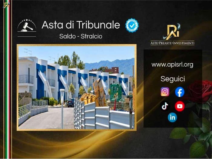 Appartamento con 6 locali in vendita in Viale Mario Orso Corbino, Quattromiglia, Rende