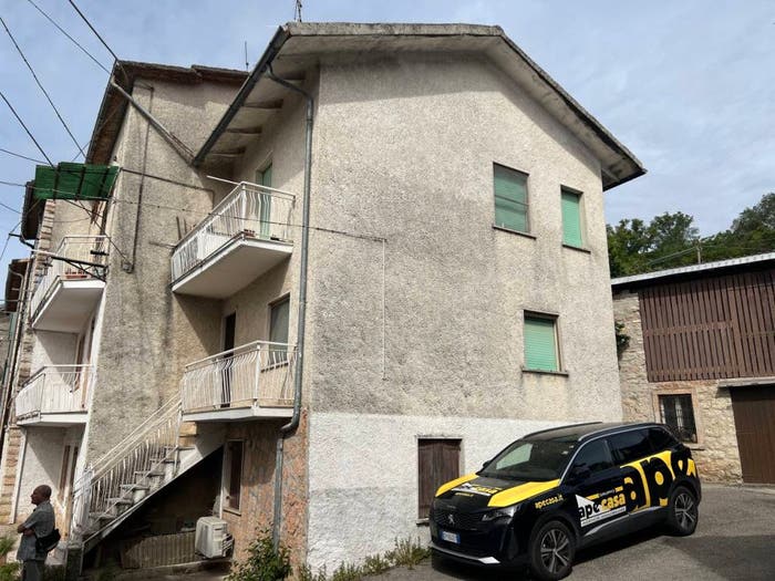 Appartamento con 5 locali in vendita in Contrada Grobbe, Corbiolo, Bosco Chiesanuova